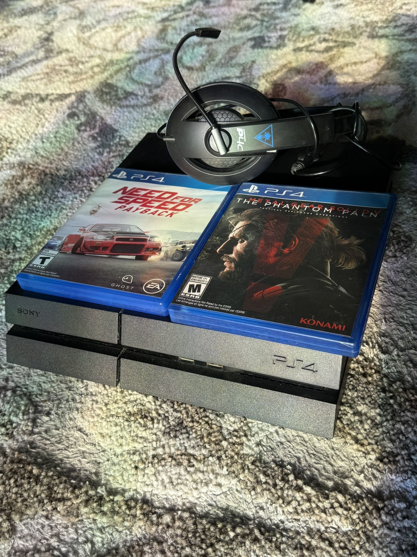 PS4 w/ CD Player Bundle