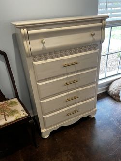 Dresser - 5 Drawers