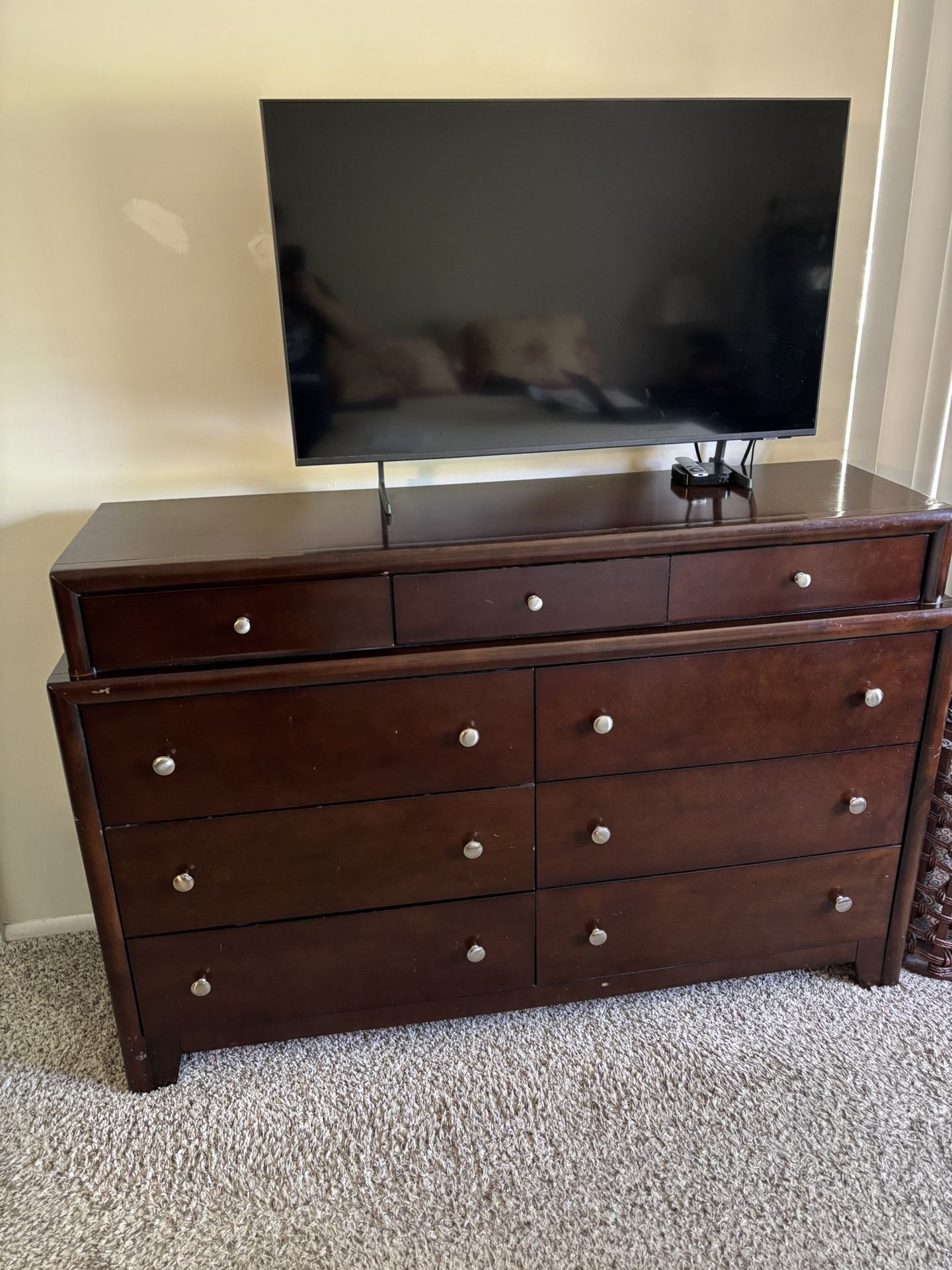 Free Dresser