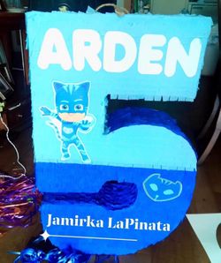 Pj Mask Theme Piñata 