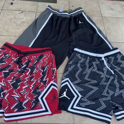 JORDAN LOT OF 3 SHORTS LARGE SIZE