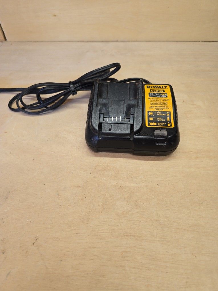 Dewalt Charger