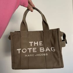 Marc Jacob’s The Tote Bag