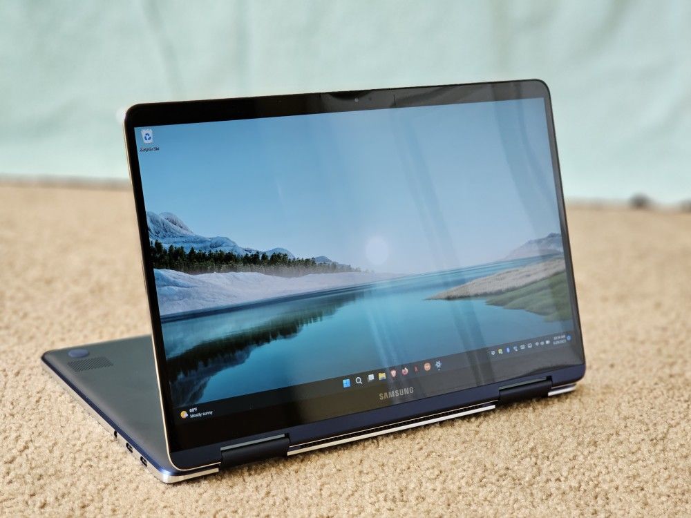 Samsung Notebook 9 Pen 13.3 Touch Display, S Pen Stylus, Zagg Screen Protector