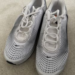 Nike Shoes - Air Max