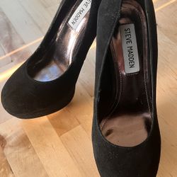 Steve Madden Black Suede High Heels Size 7