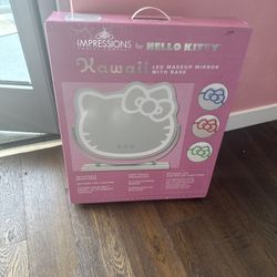 Hello Kitty LED Makeup Mirror by Impressions Vanity – Brand New in Box! 💰 Asking Price: $70 (Retail: $170)