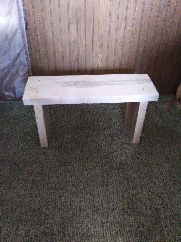 maple plant bench