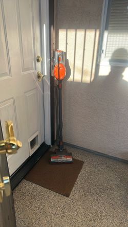 Rocket shark vacuum cleaner