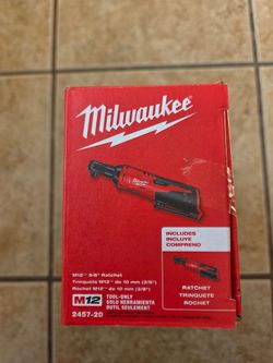 New Milwaukee M12 3/8" Ratchet ( 2457-20)
