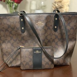 Brown Logo Coach Purse With Matching Small Wallet