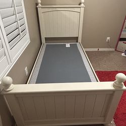 Living Spaces White Twin Bed with mattress