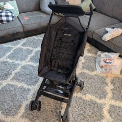 167
Munchkin® Sparrow™ Ultra Compact Lightweight Travel Stroller for Babies & Toddlers, Black, Unisex