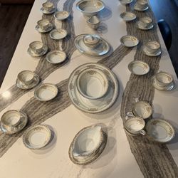 Vintage Noritake Bancroft 5481 38-Piece China Set Gold Trim Japan - Amazing Condition