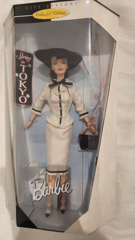 Barbie city seasons 1999