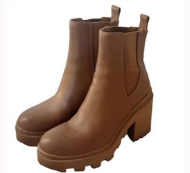 Steve Madden Women's Boot Roxie Block Heel Leather SZ 7.5