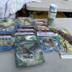 Jurassick World Themed Birthday Decor Package For Kids Brand New