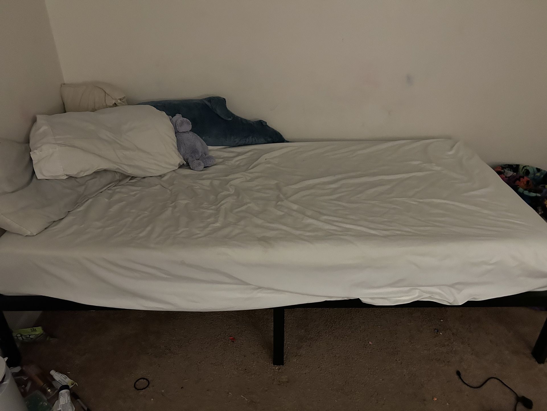 Twin Size Bed Memory Foam Mattress & Metal Platform