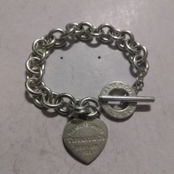 Tiffany And Company Sterling Silver Return To Tiffany Heart Tag Toggle Bracelet Lent 8 Use