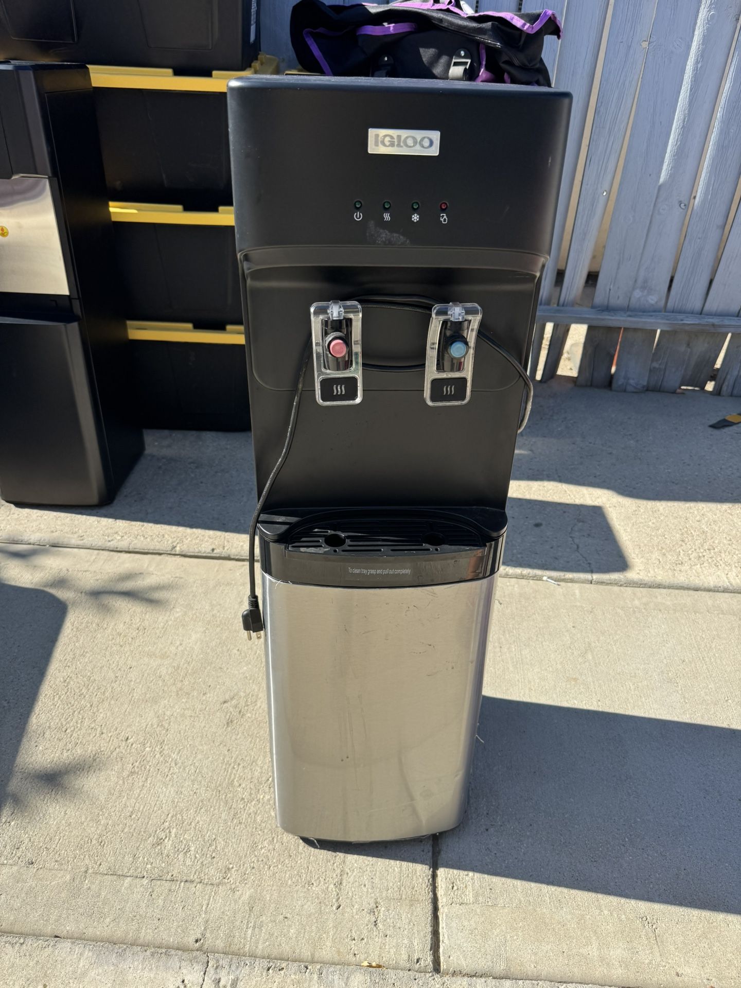 Water Dispenser