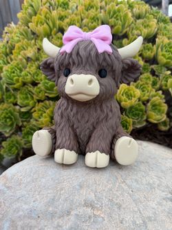 Highland brown n pink cow hand soap stand