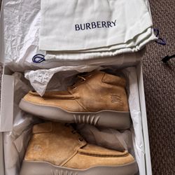 Burberry AMF Log High Leather Boots – Size 43 (US 9) – Manilla