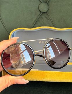 Authentic Gucci Round Sunglasses Black Gold Frame