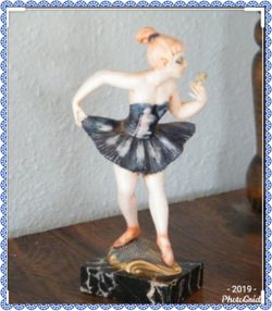 Carrara ballerina