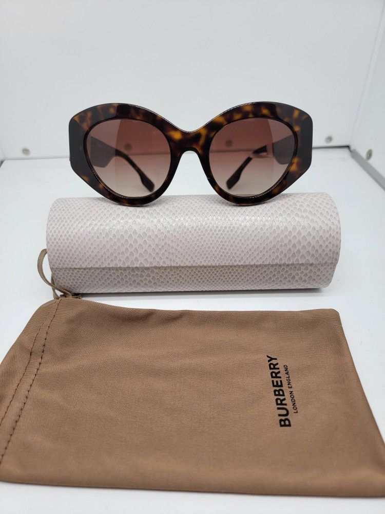 Burberry Sophia Sunglasses 