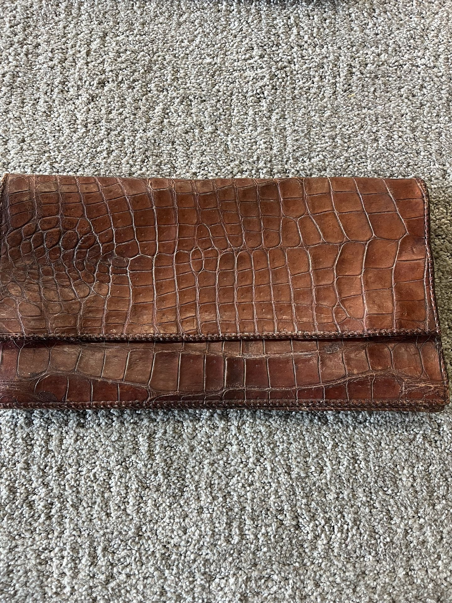 BROWN CROCODILE LEATHER CLUTCH BAG/ MADE IN MEXICO