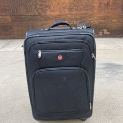 SWISSGEAR Large Softside Expandable Spinner Luggage Durable Travel Suitcase, Black, Check