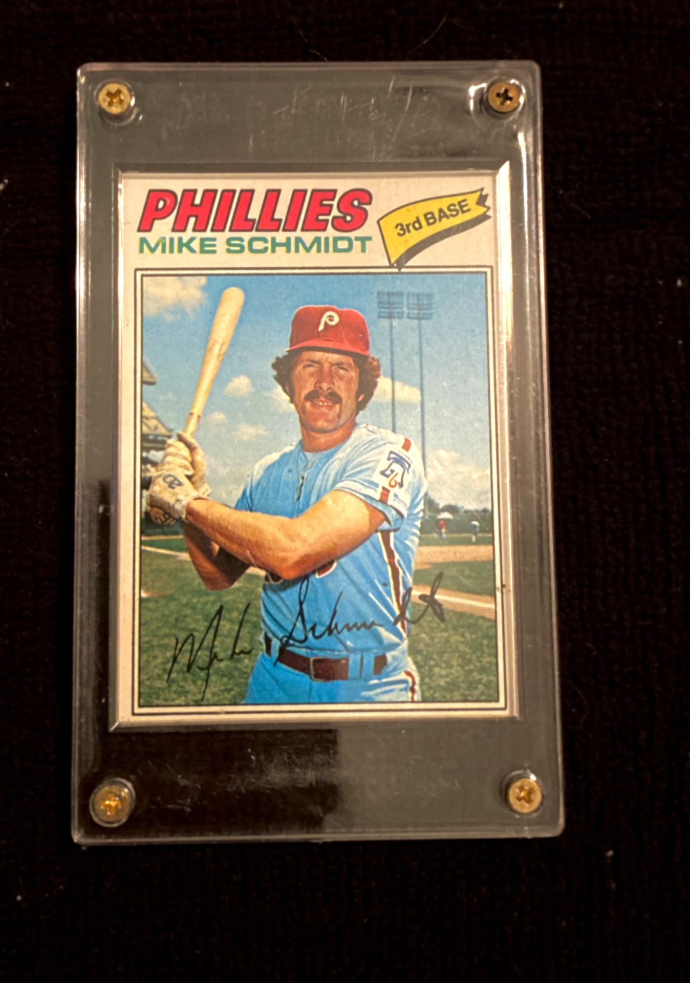 1977 TOPPS Mike Schmidt “Phillies” Card 