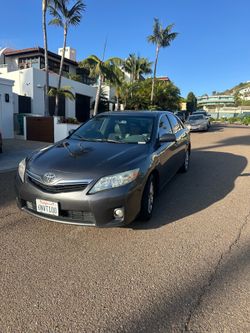Toyota Camry Hybrid