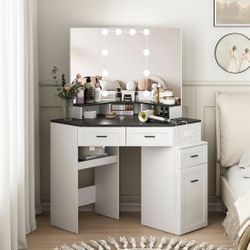 Vanity Desk 