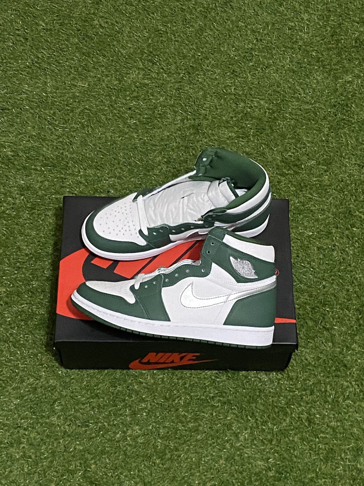 Jordan 1s Retro OG High Gorge Green Size 9 Men $150.00