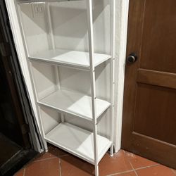 4 Tiered Elegant Shelf 