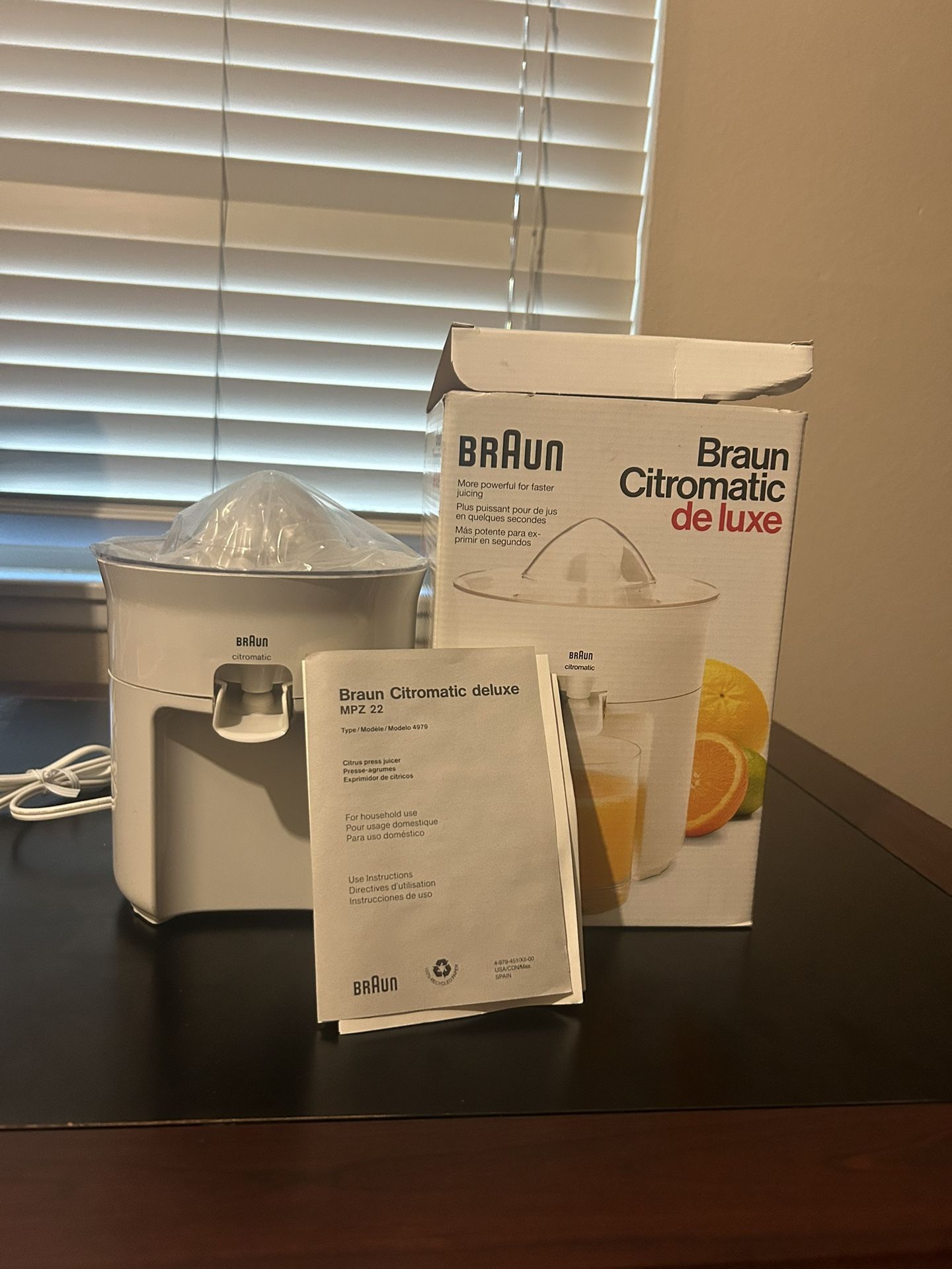 Braun Citromatic Deluxe Citrus Juicer β New in Box - $40
