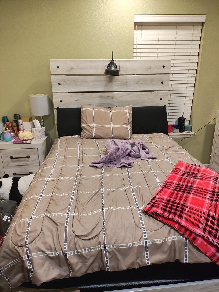 Full Size Bedroom Set