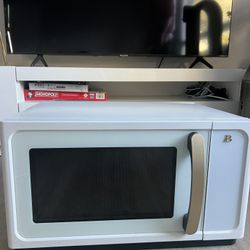 Microwave Oven 