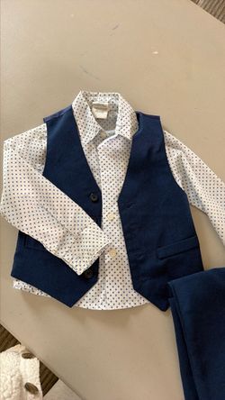 Van Heusen Boys’ 3-Piece Dress Suit – Size 2T