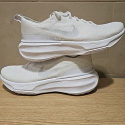 Nike ZoomX Invincible 3 'White Photon Dust' size 12M