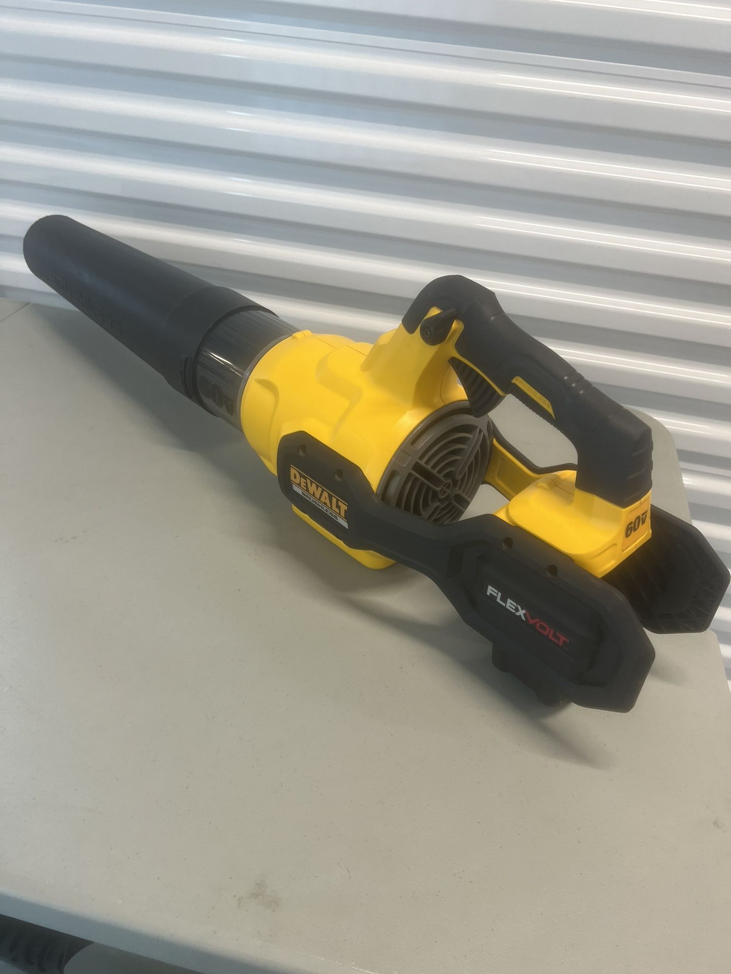 Dewalt DCBL772 FLEXVOLT 60V MAX Axial Handheld Blower Bare Tool Only. Bring a battery to test