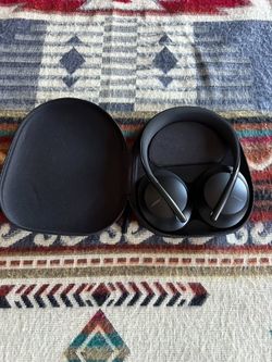 MINT BOSE NOISE CANCELLING WIRELESS HEADPHONES 700 WITH ALEXA BLACK | BANG OLUFSEN SONY APPLE