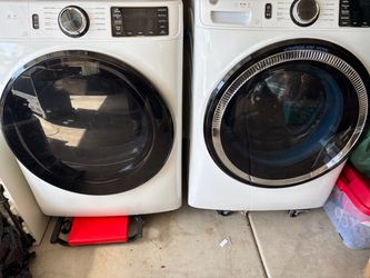 GE 7.8 Cu. Ft. Smart Front Load Electric Dryer stackable