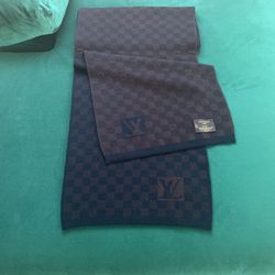 Louis Vuitton LV Petit Damier Scarf 402330