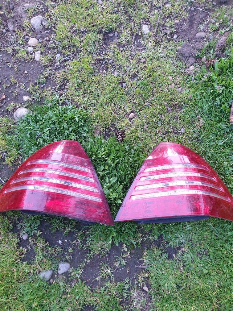 Mercedes Benz C230 Kompressor Tail Lights