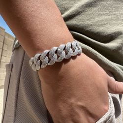 VVS Tennis Bracelet Iced out