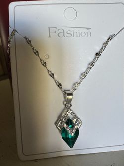Silver Chain Necklace with Green Crystal Pendant