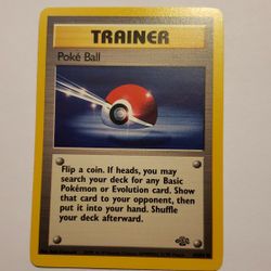 1999 WotC POKÉ BALL TRAINER 64/64 POKÉMON CARD. JUNGLE SET. COMMON. NM