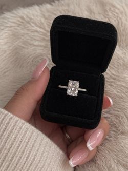 5CT Radiant-Cut Lab-Simulated Engagement Ring | 925 Sterling Silver Size 7